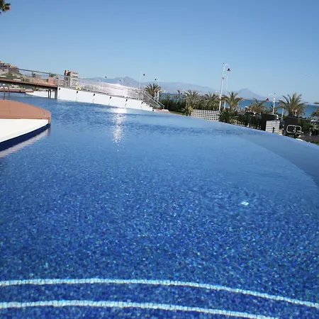 Ocean View Apartment *